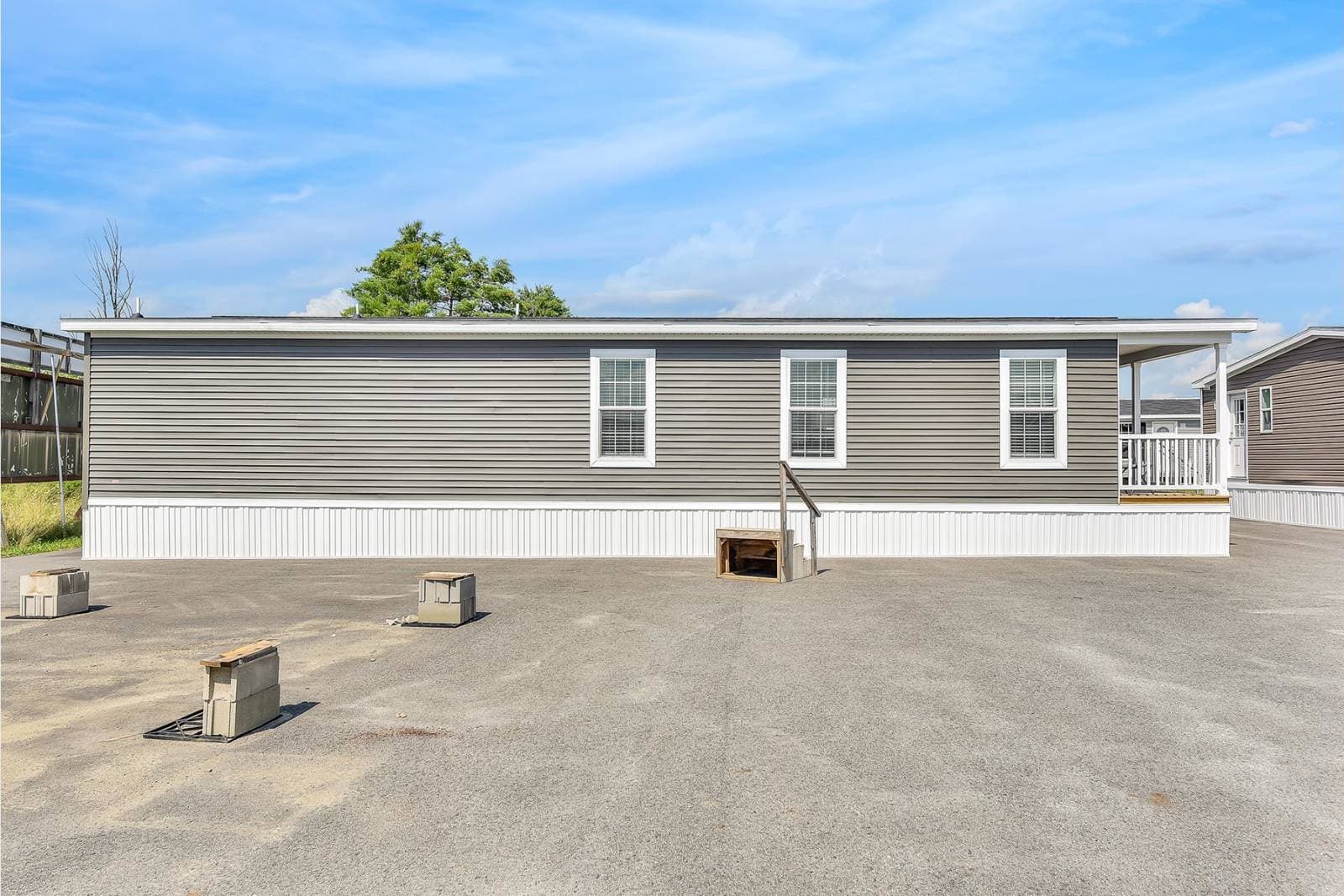 East point - elevate 56f elevation and exterior home features