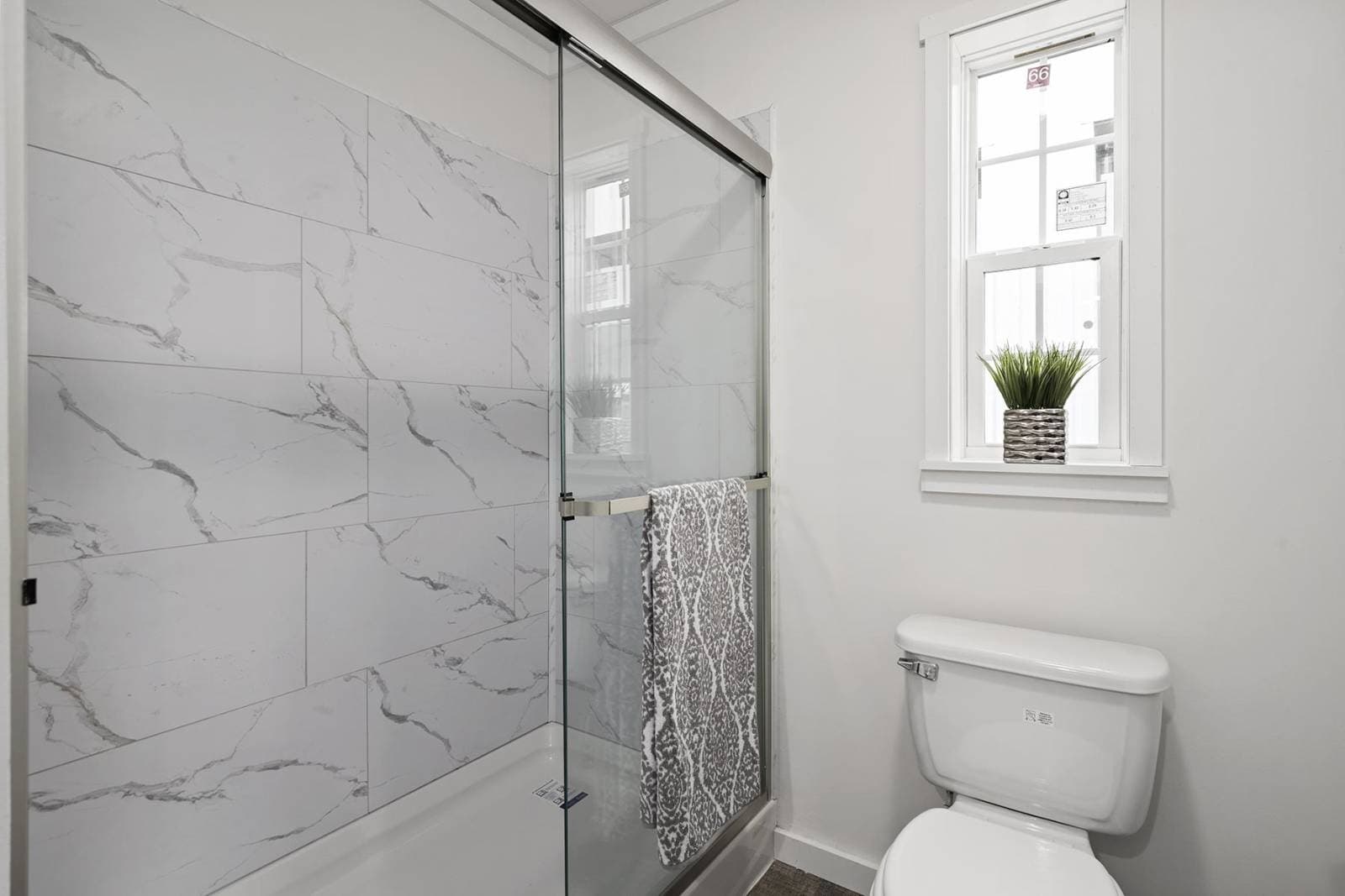 East point - aspire bathroom home features