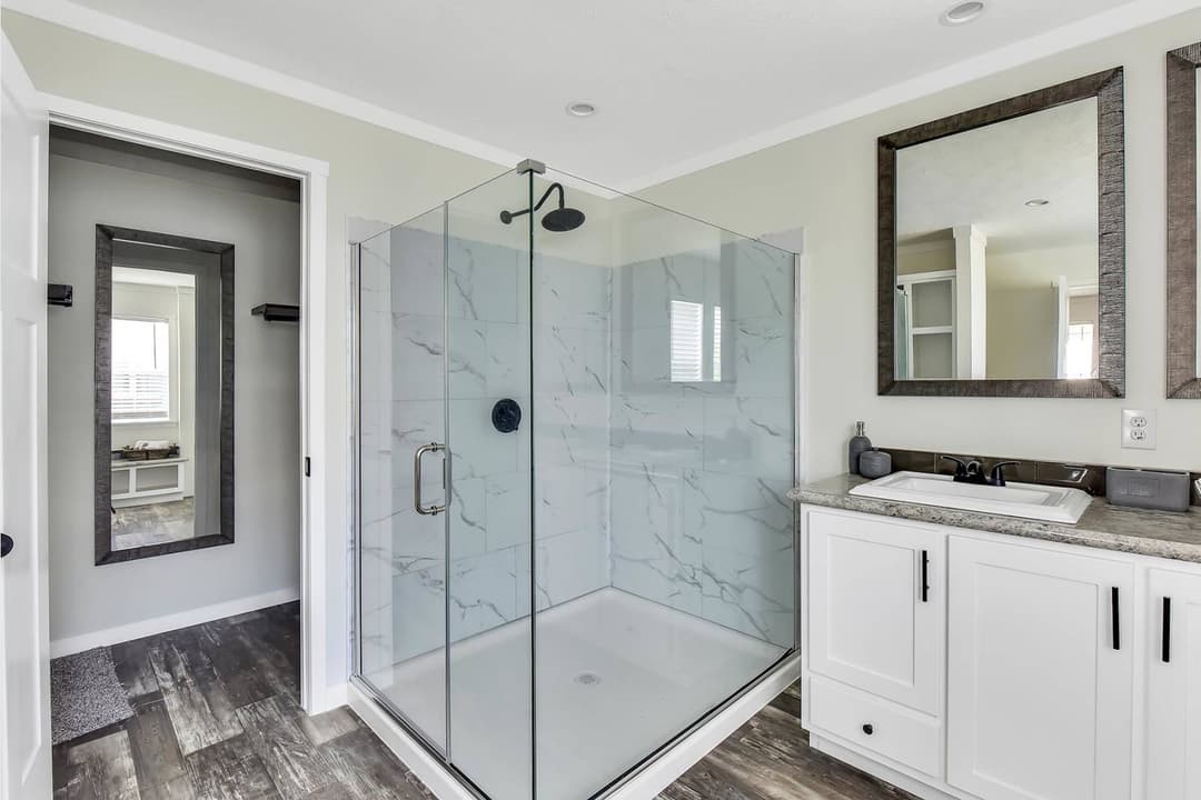 East point - elevate 56f bathroom home features