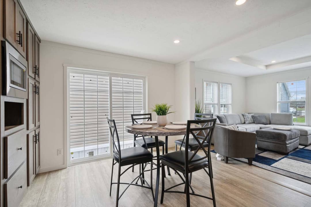 East point - encore interior home features
