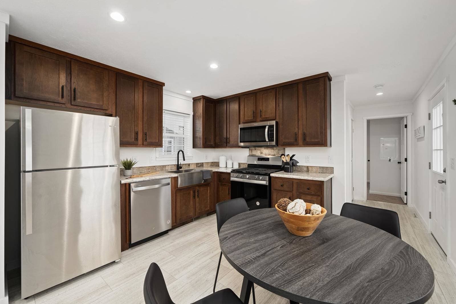 Ensure kitchen and hero home features