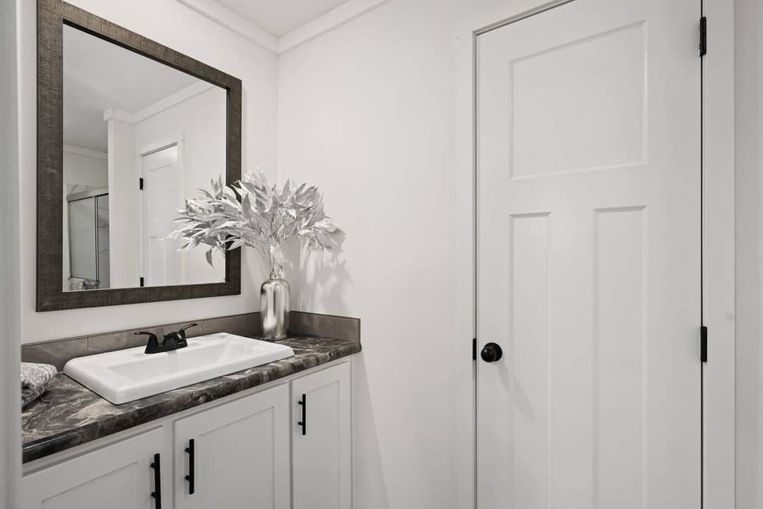 East point - aspire bathroom home features