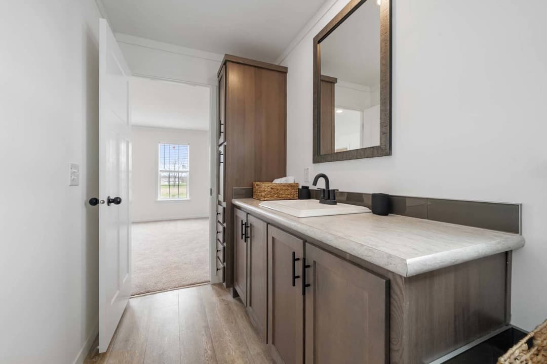 East point - encore bathroom home features