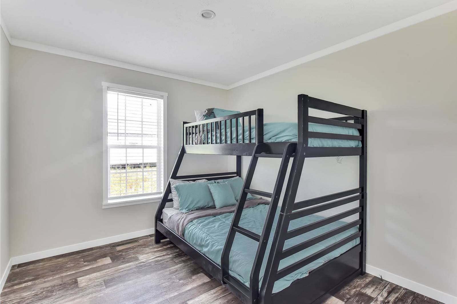 East point - elevate 56f bedroom home features