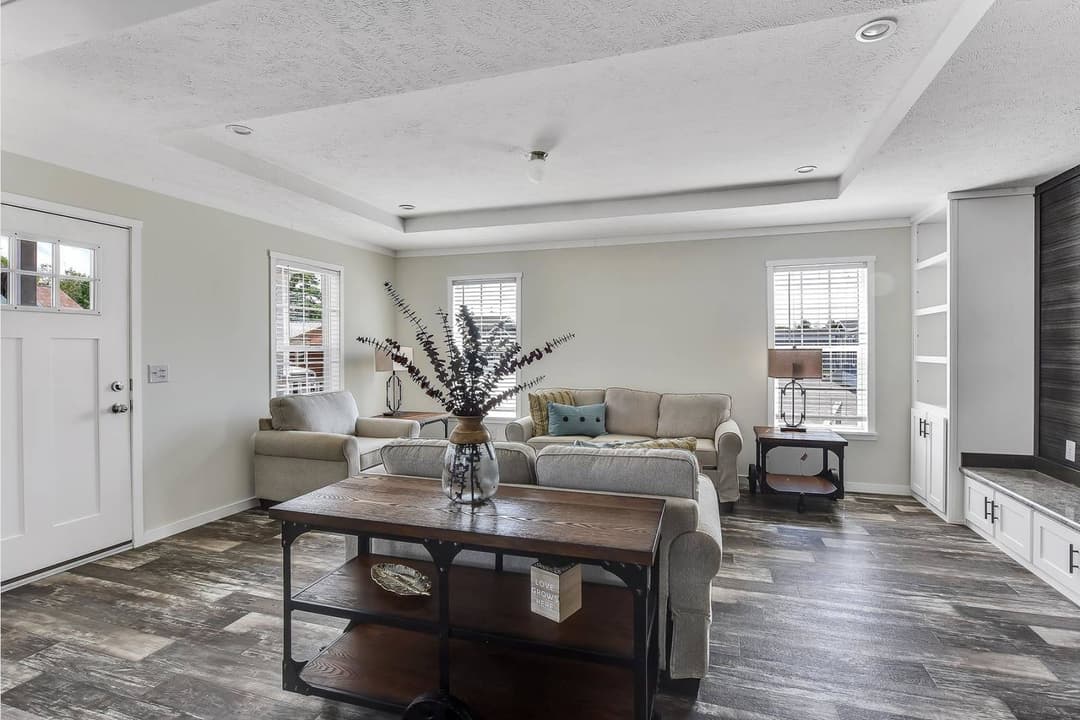 East point - elevate 56f interior home features