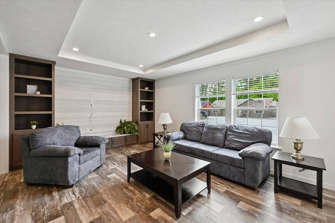 Elevate 56 interior home features