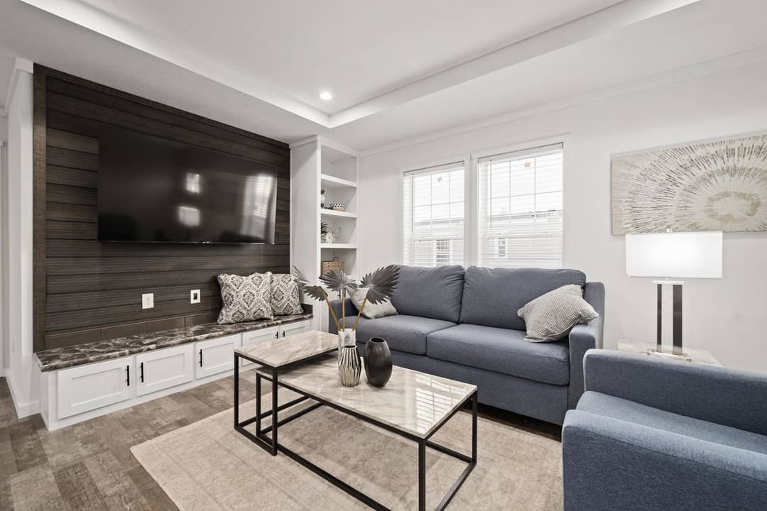 East point - aspire interior home features