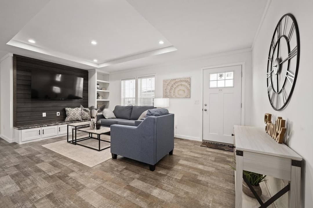 East point - aspire interior home features