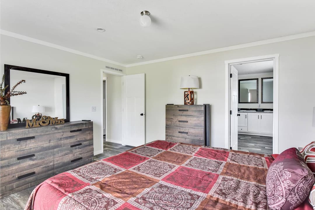 East point - elevate 56f bedroom home features