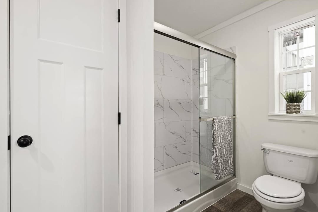 East point - aspire bathroom home features