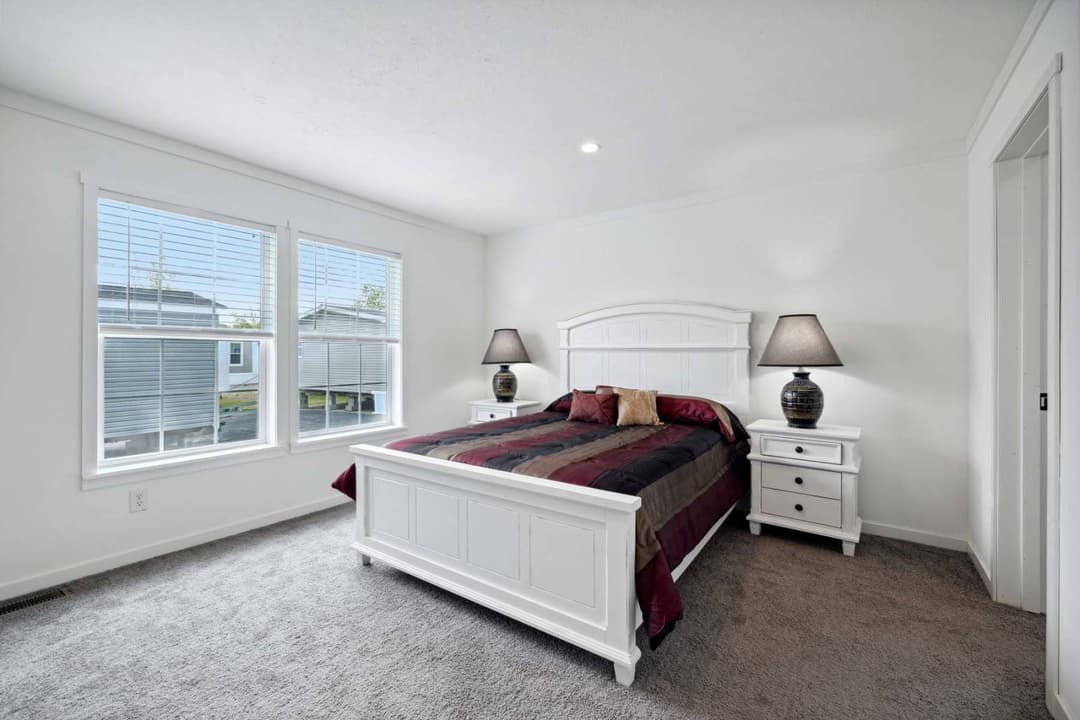 Elevate 60 bedroom home features