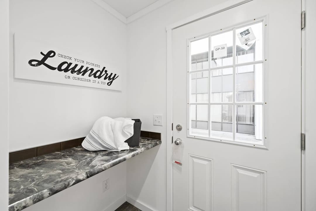 East point - aspire interior home features