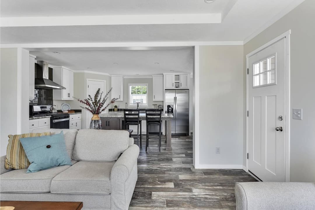 East point - elevate 56f interior home features